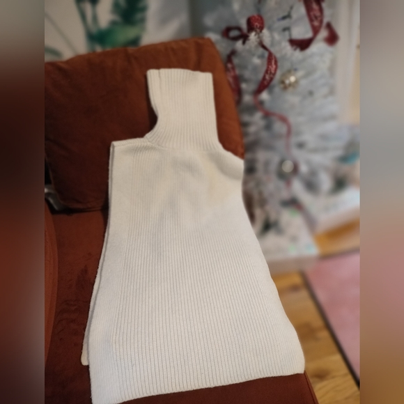 H&M White Dickie Sweater - Picture 11 of 12